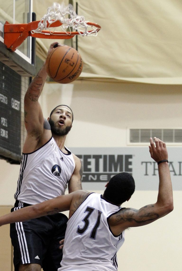   Iowa State forward Royce White dunks during a workout as a potential draft pick, with the Minnesota Timberwolves NBA basketball team Tuesday, June 12, 2012, in Minneapolis. (AP Photo/Star Tribune, Carlos Gonzalez) ST. PAUL OUT MINNEAPOLIS-AREA TV OUT MAGS OUT  