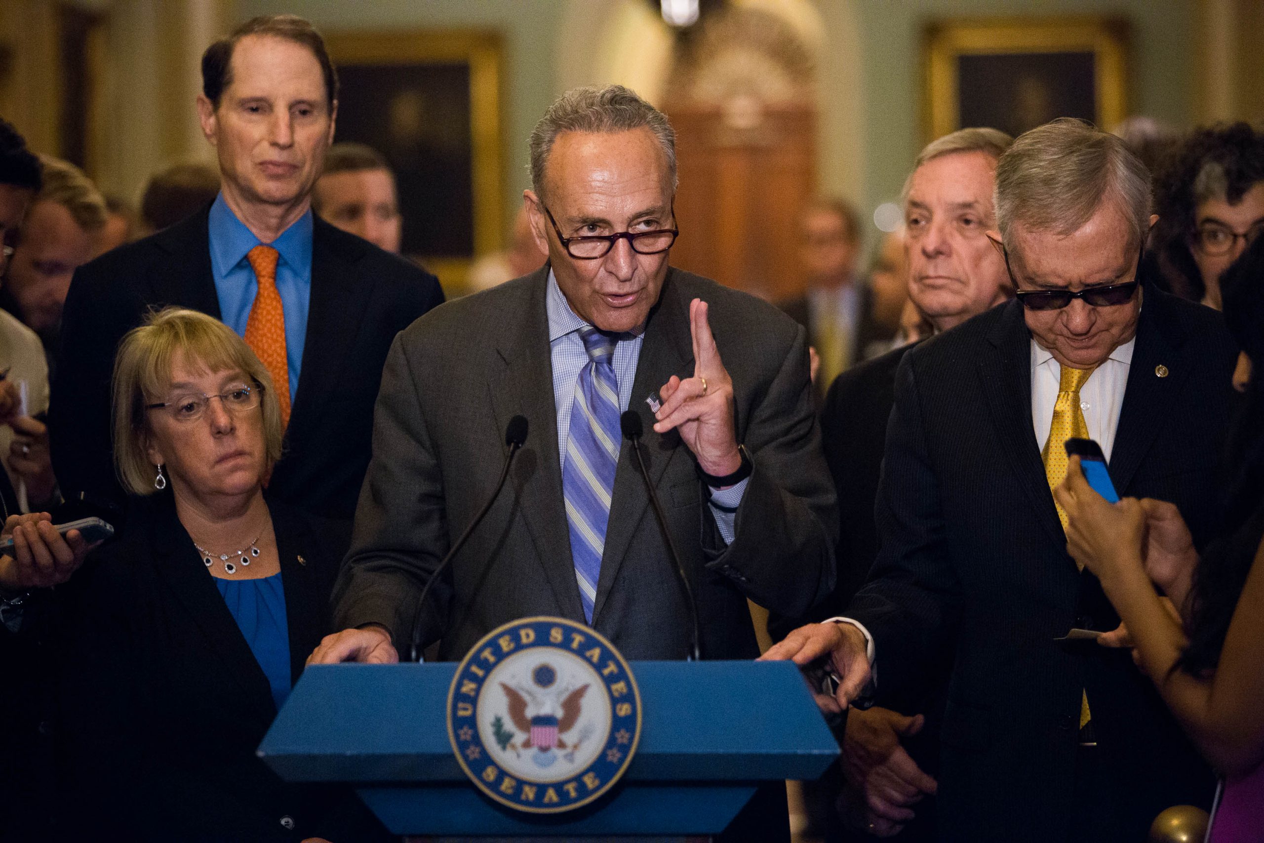 Senate Dems offer deal on trade