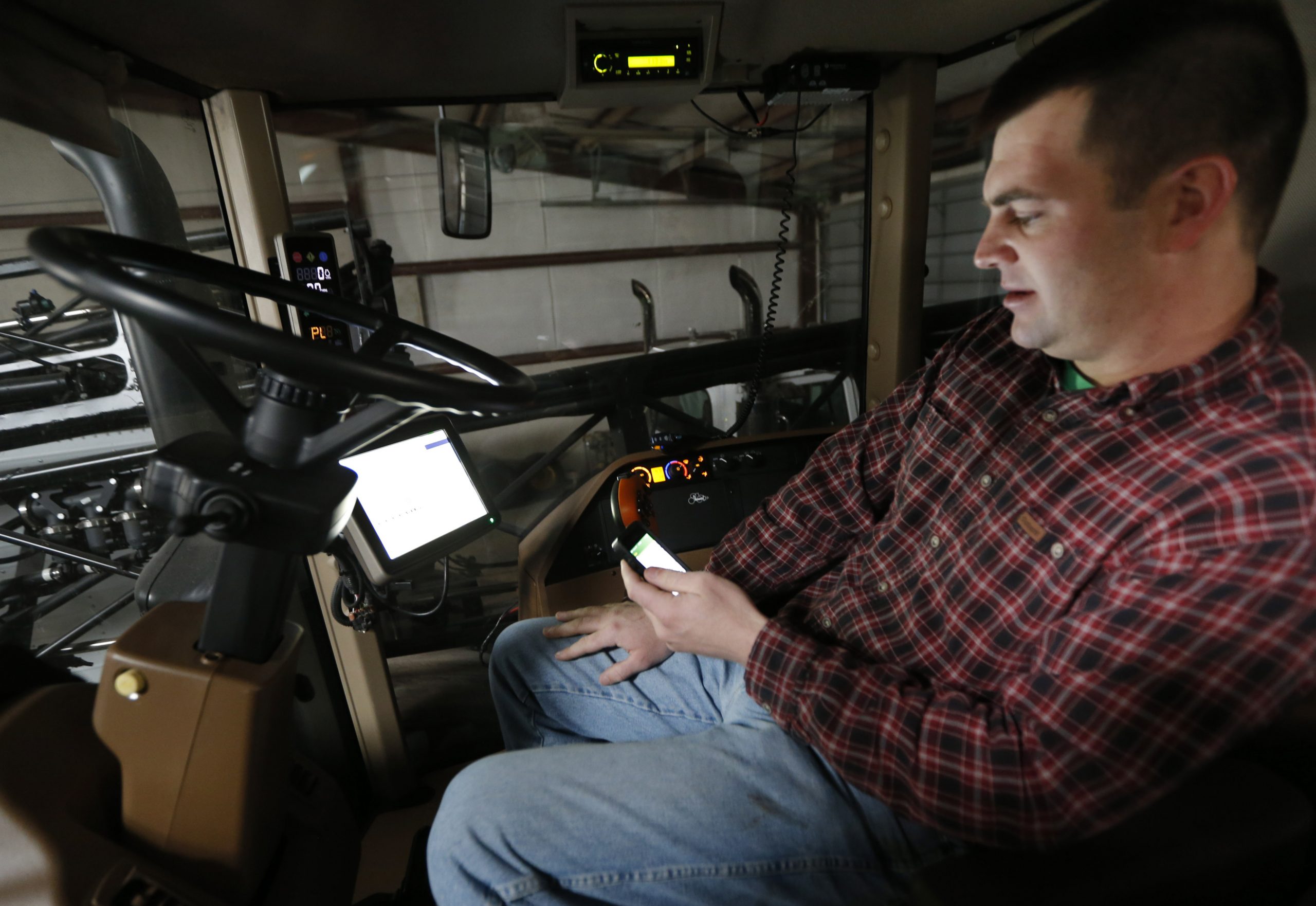 Tech firm aims to cash in on farming robots that move rocks with one click