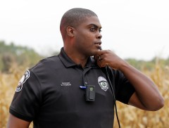Poll: People ready for body cameras on cops