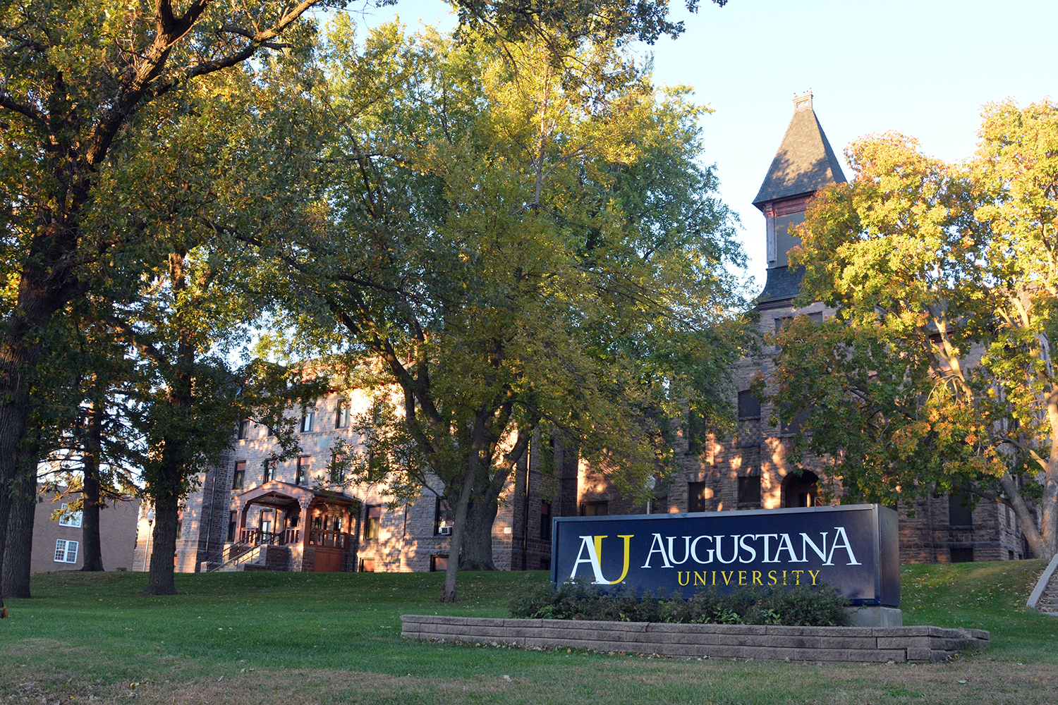 Student informs school he was being falsely accused, school investigates him