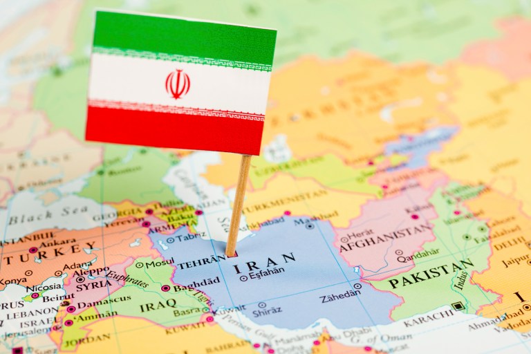 Harry Reid noncommittal on holding Iran sanctions vote