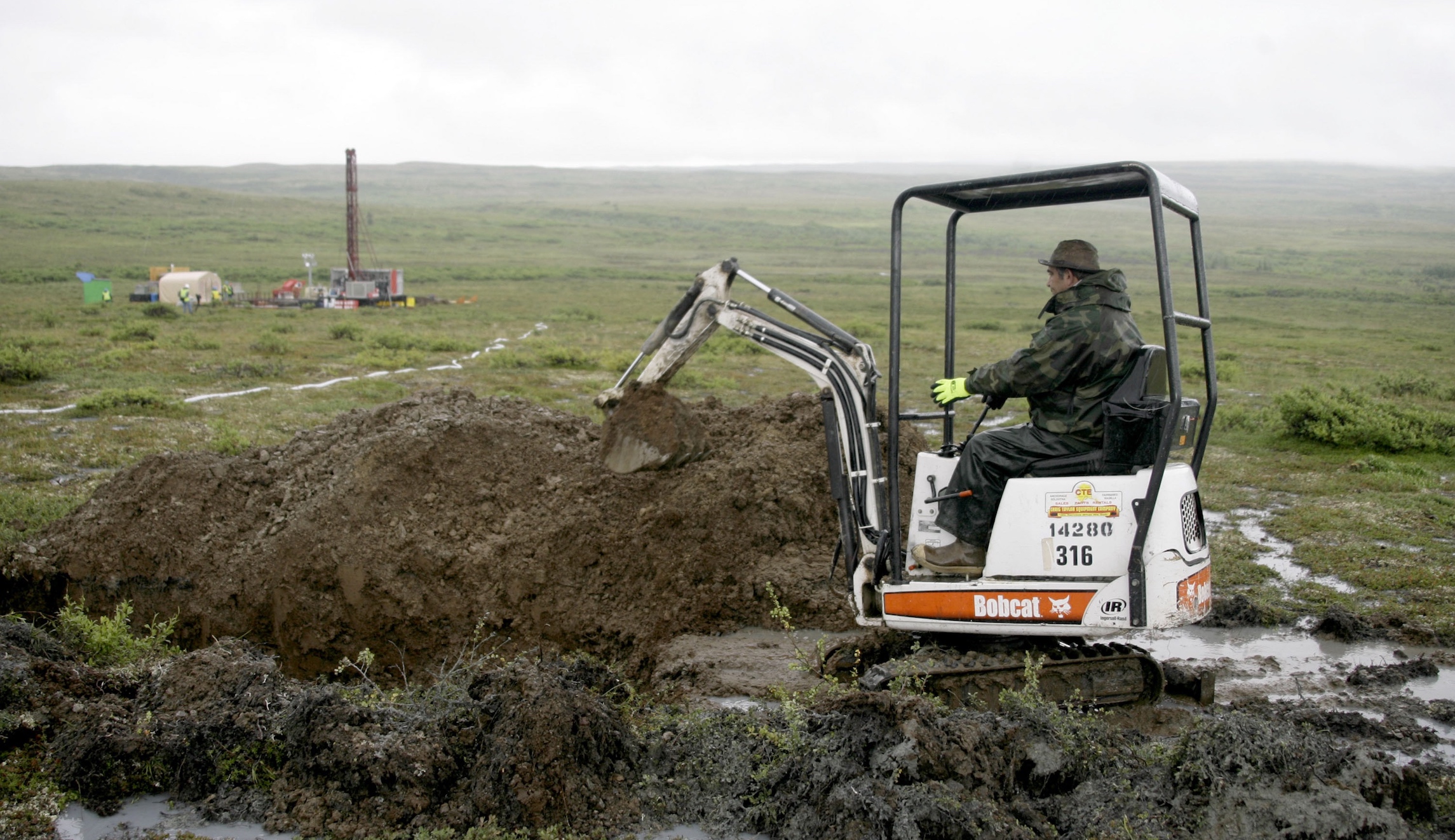 EPA’s Scott Pruitt reverses his prior decision, halts approval process for Alaskan gold mine