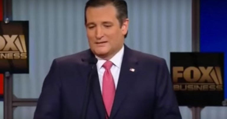 Cruz Flails at Trumpless Debate