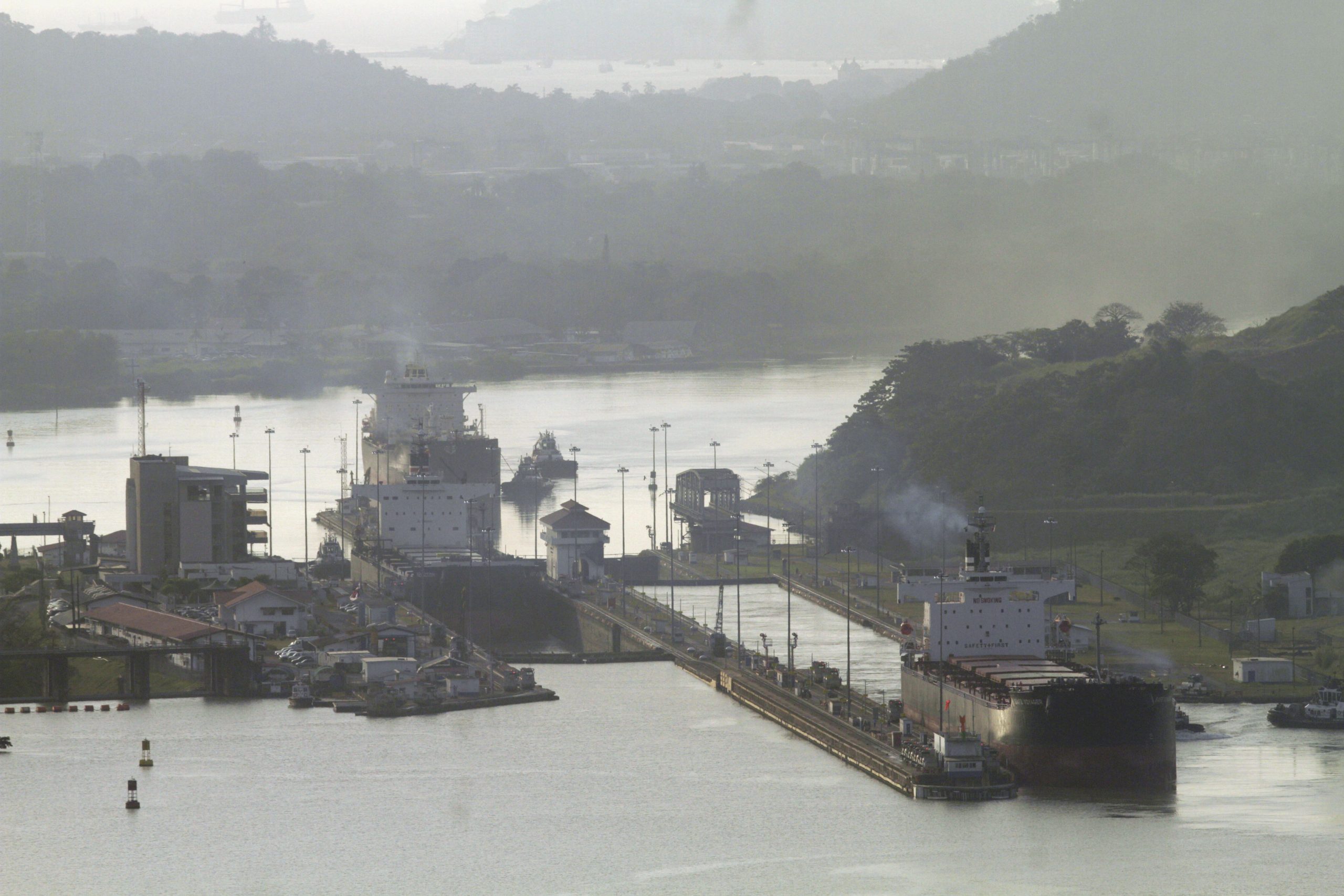 Negotiations break down for Panama Canal financing