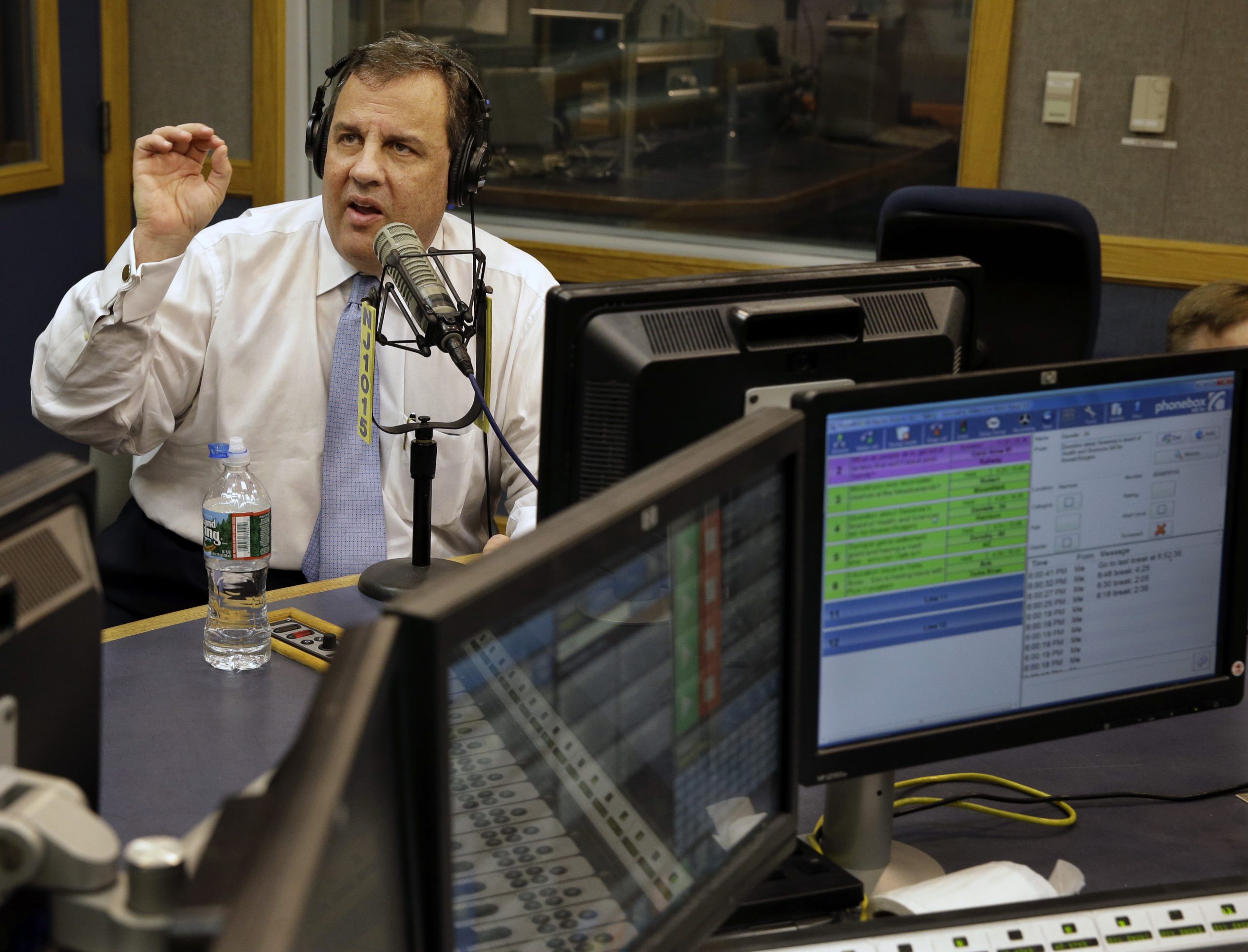 Chris Christie pushes back on bridge lane closures: ‘I had nothing to do with this’