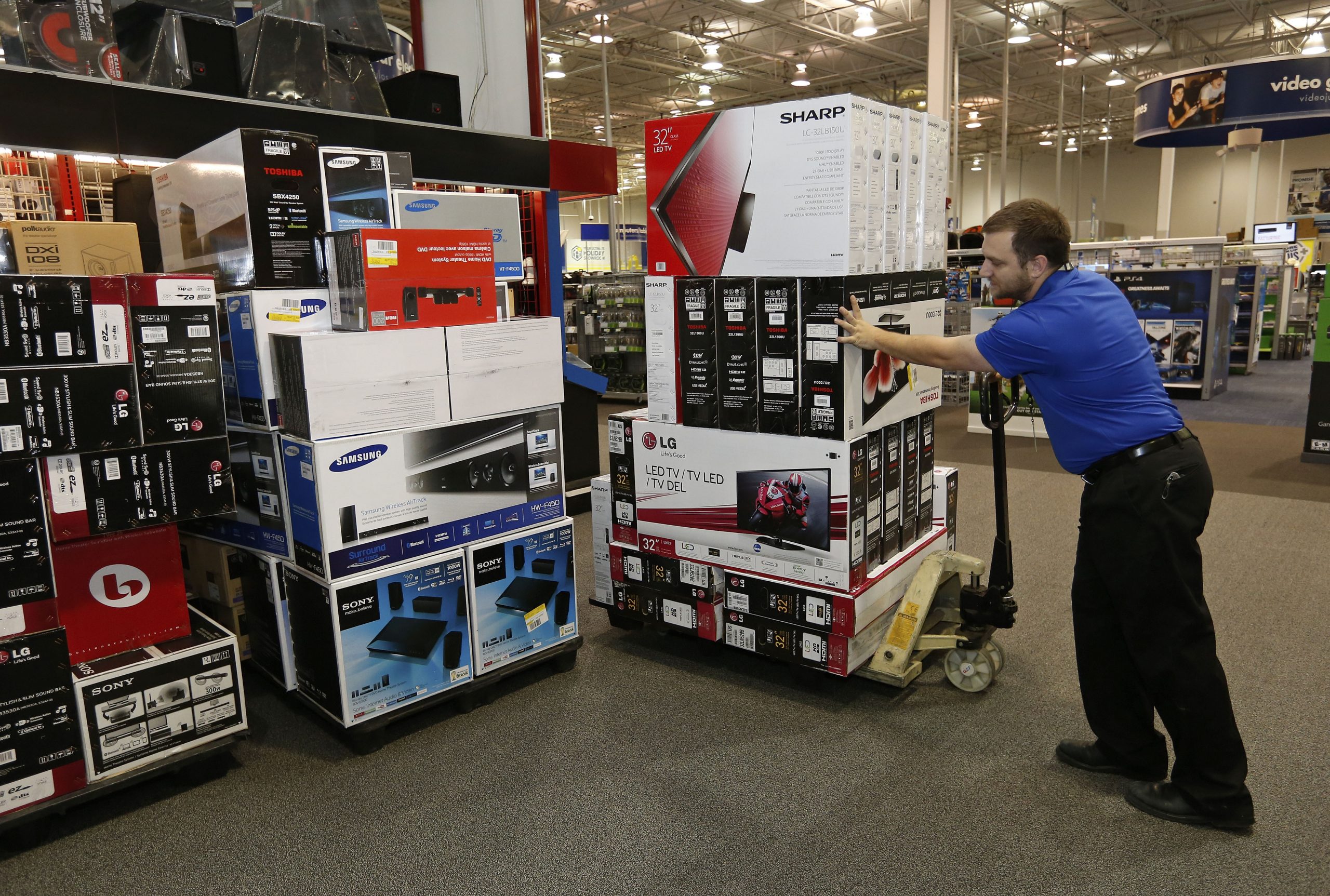 US businesses’ stockpiles jump in October by most in 9 months