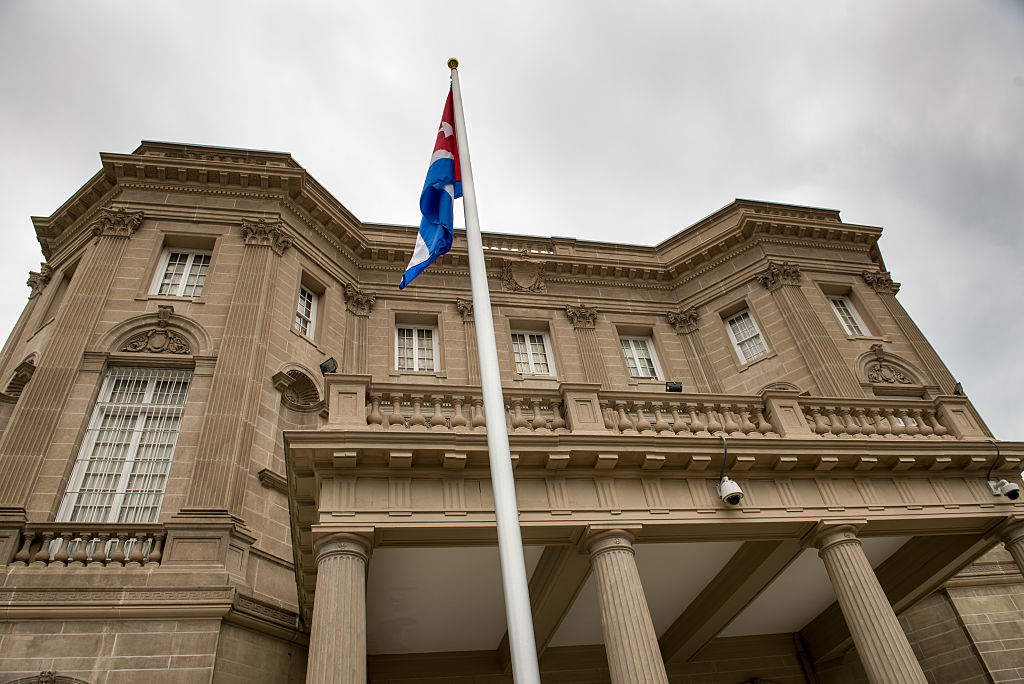 U.S. Expels 15 Cuban Diplomats