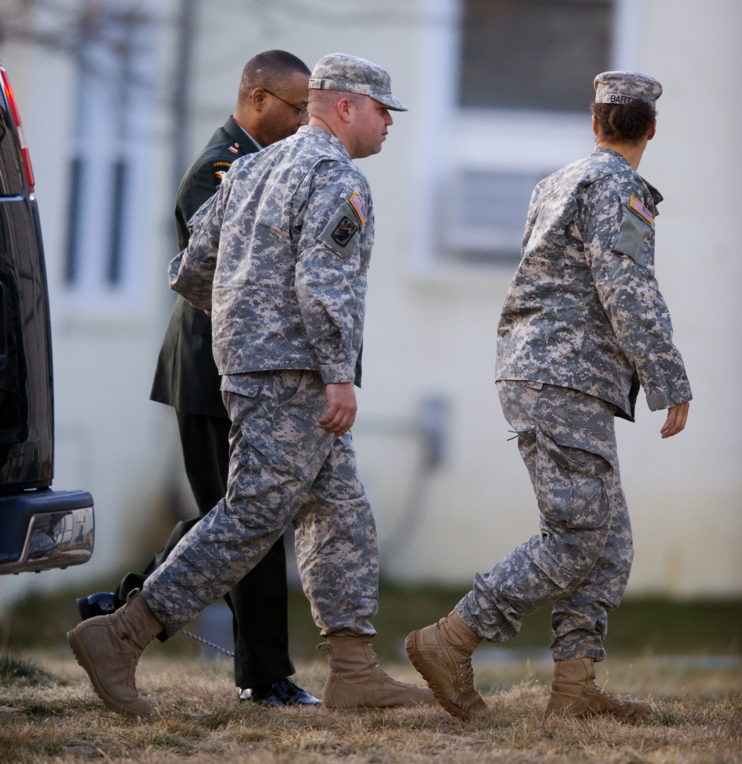 Army sergeant gets life in Colo. soldier’s death