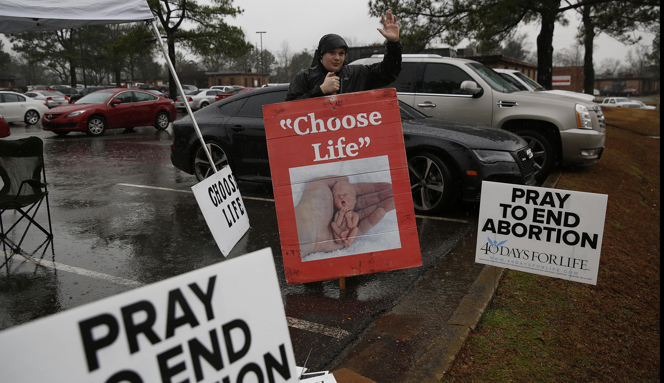 Federal court strikes down Alabama abortion law