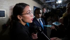The populist sledgehammer kills Amazon jobs that Middle America would love to have