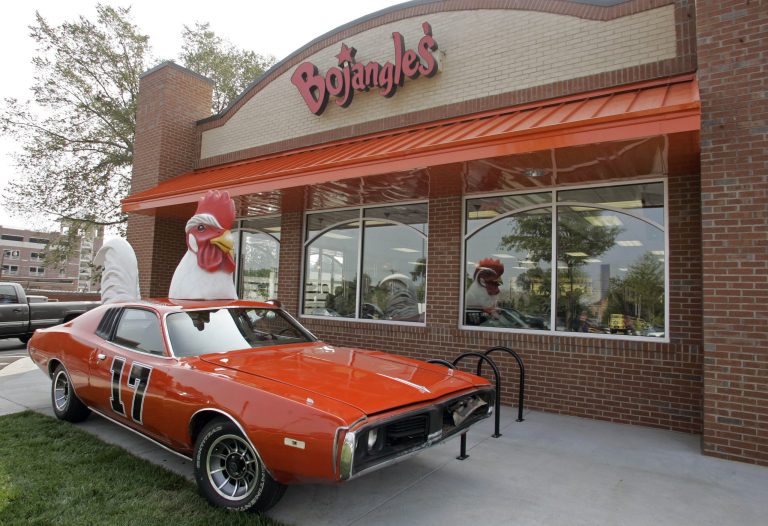 Bojangles’ manager who allegedly locked Trump supporters out of store no longer employed