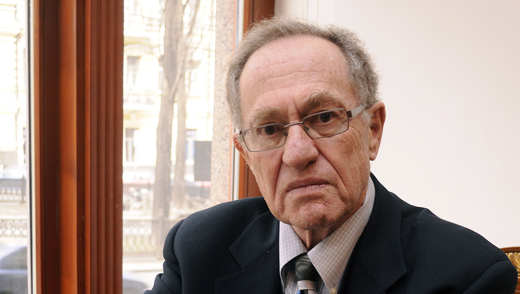 Alan Dershowitz: Manafort plea a ‘big win’ for Mueller