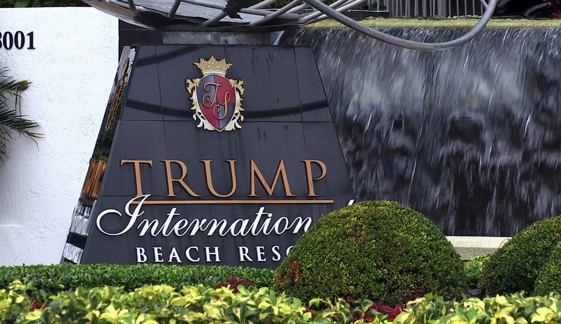 One dead after shooting in front of Trump resort in Sunny Isles, Florida