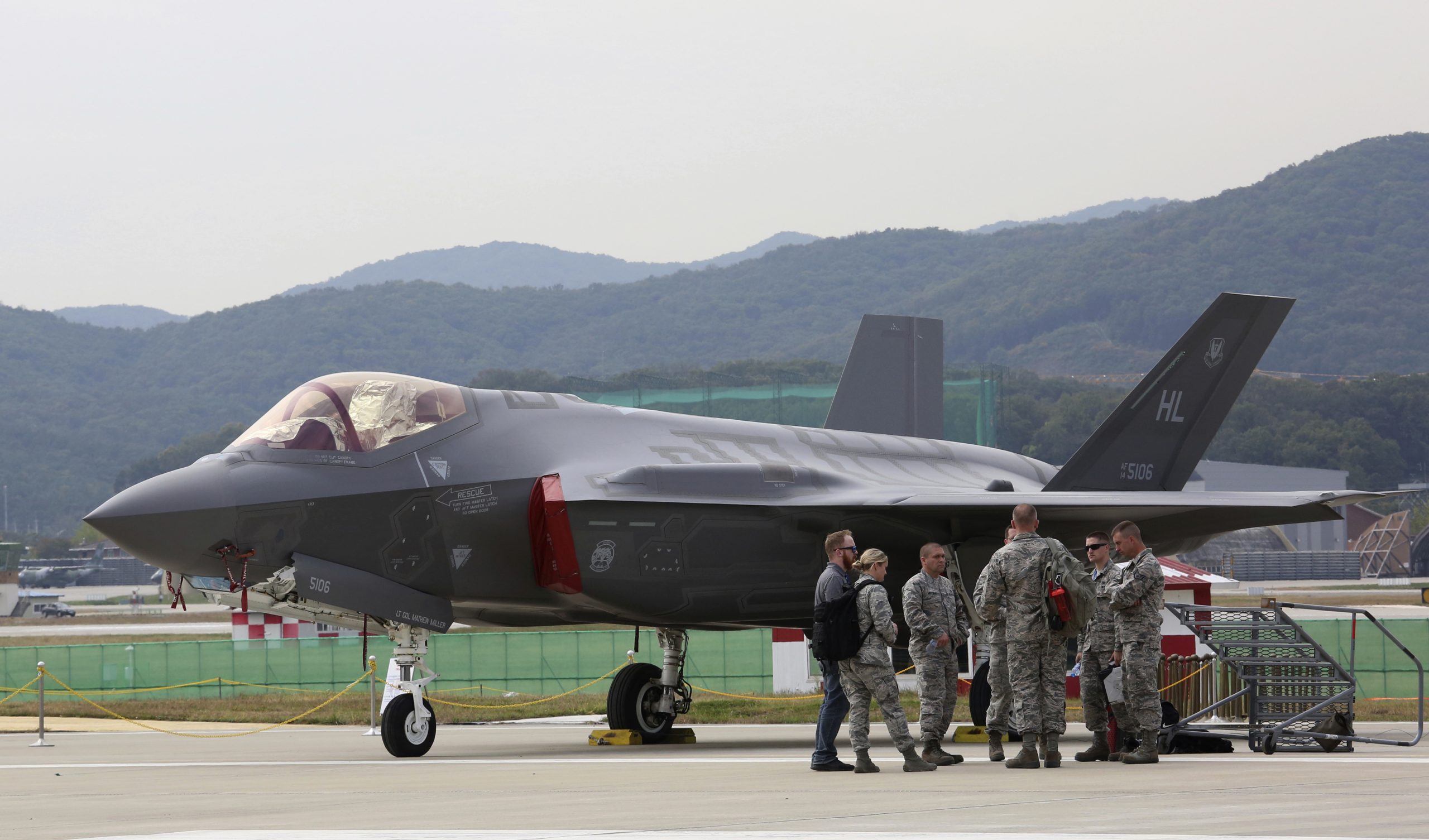 Lockheed Martin-funded writer says F-35 is the best. It isn’t