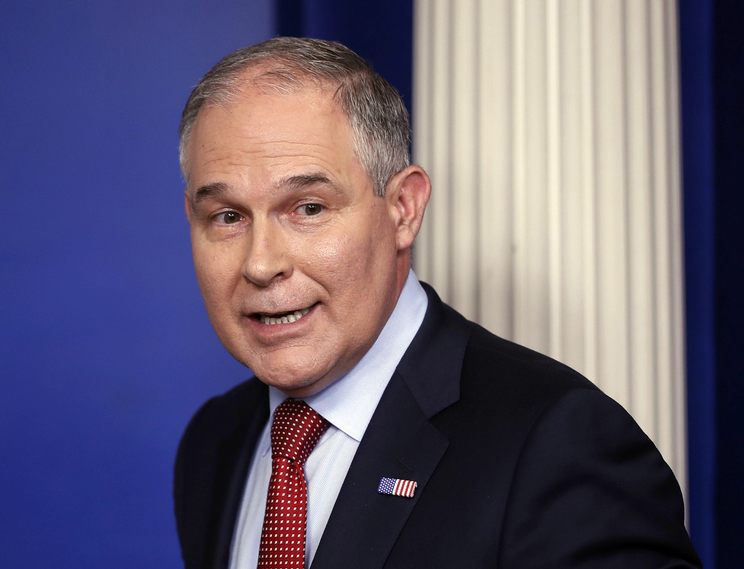 EPA chief Scott Pruitt has ‘lost the faith of the public’ and must resign: Democrats
