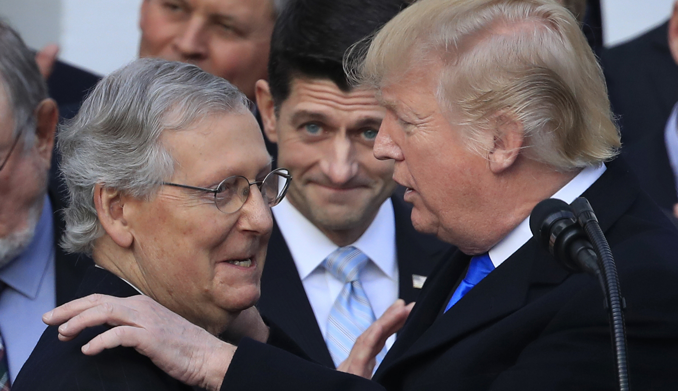 Trump teaches Congress how to ignore him