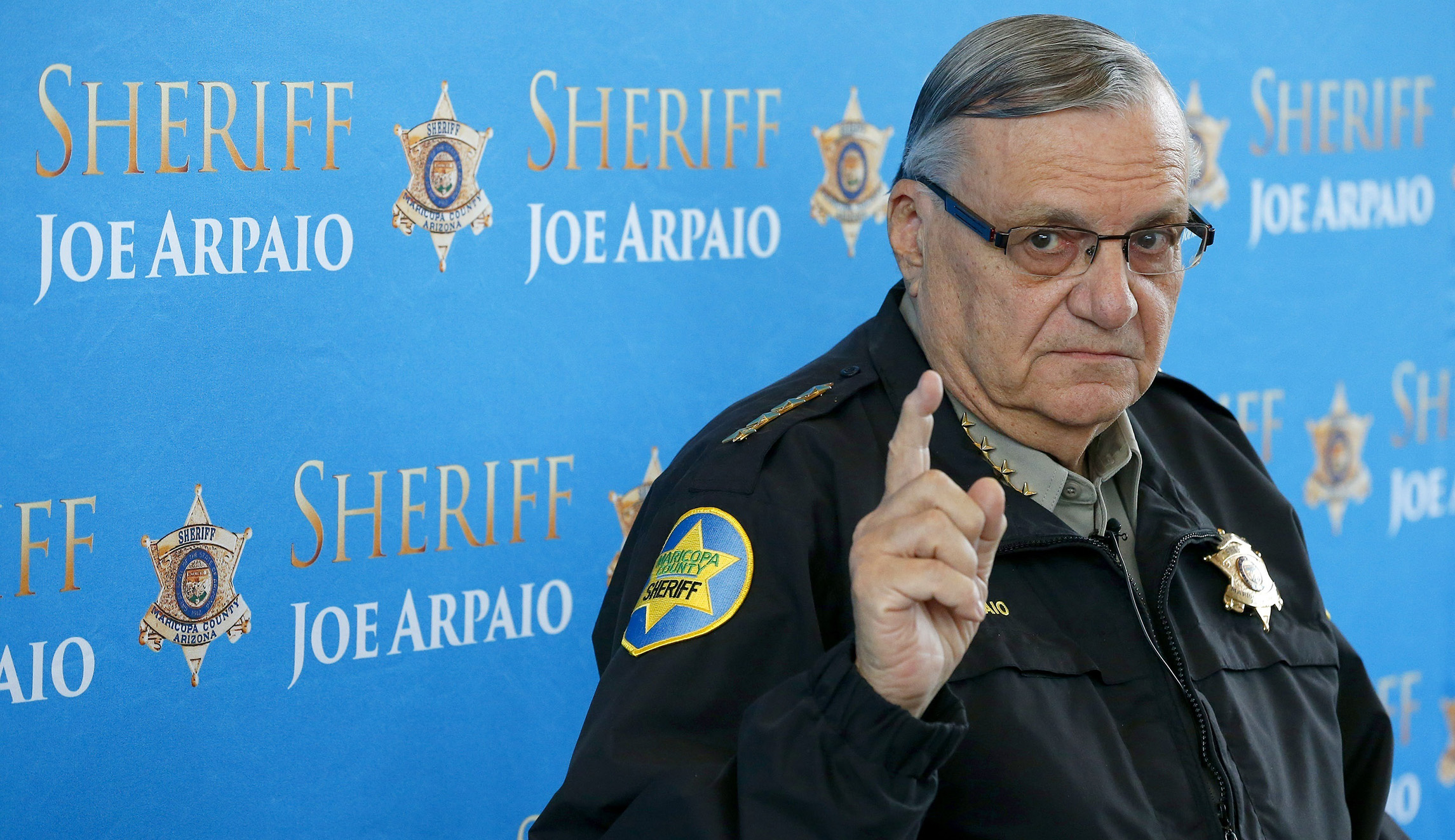 Pence praise of Joe Arpaio leaves Republicans worried