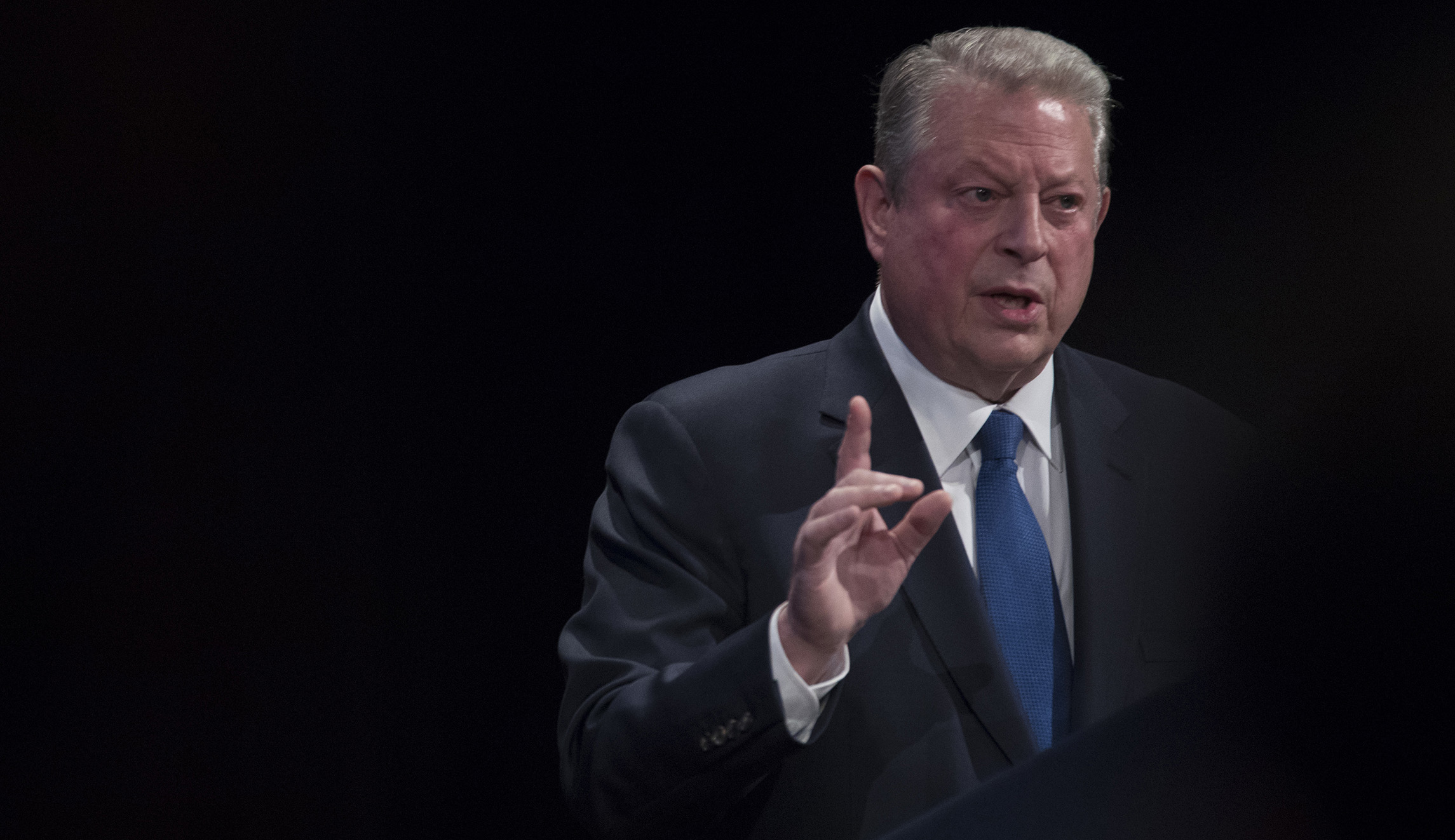 Al Gore supports an impeachment inquiry