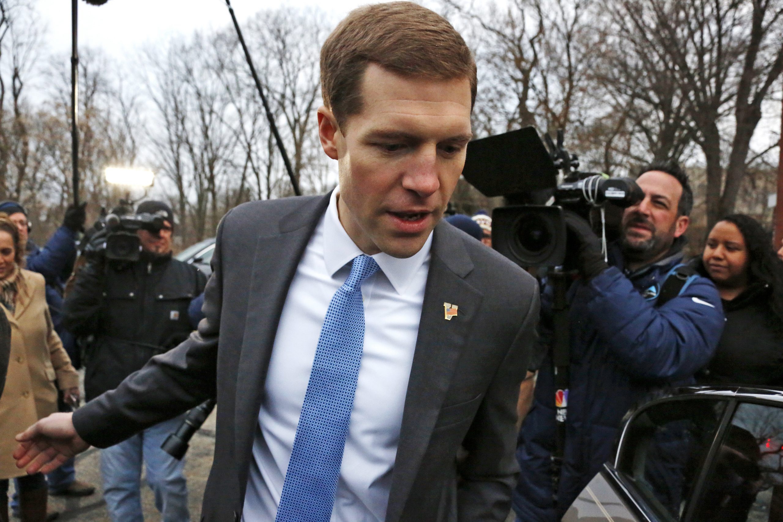 Pennsylvania Democrat fight is battle in Left-versus-centrist war
