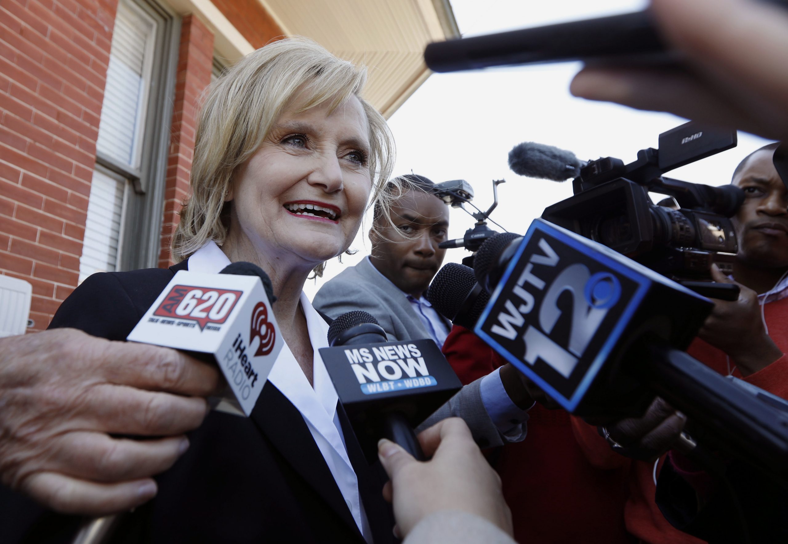 Cindy Hyde-Smith makes bid for Trump endorsement