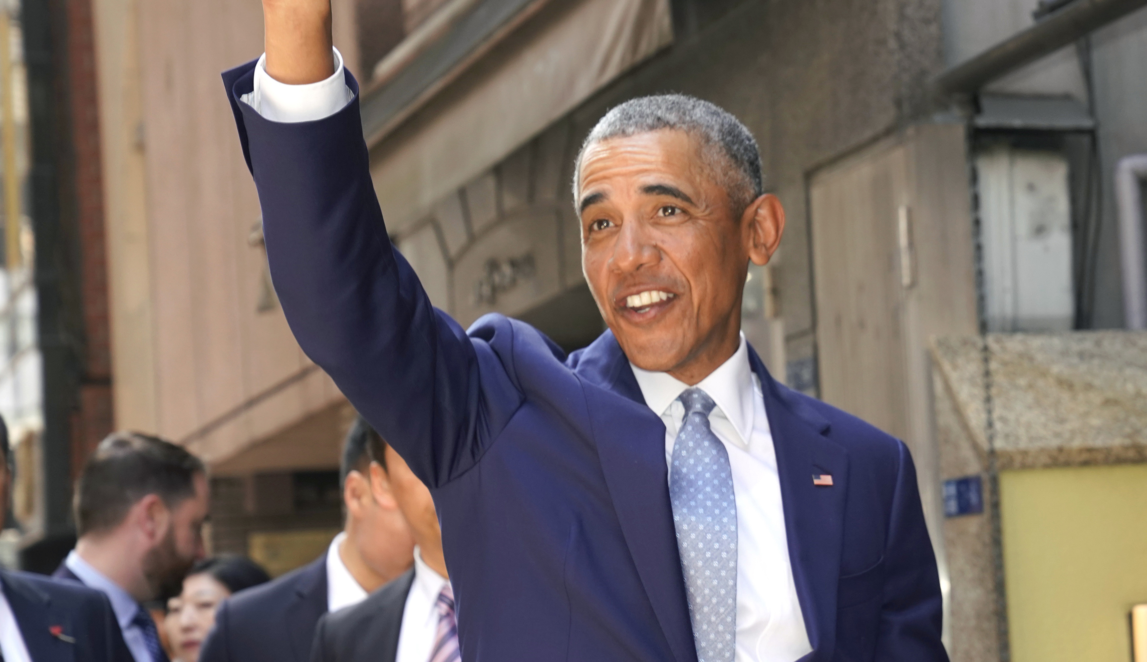 Obama rips Trump for ‘downplaying’ virus and praises Biden incoming chief of staff who called it a ‘fear epidemic’