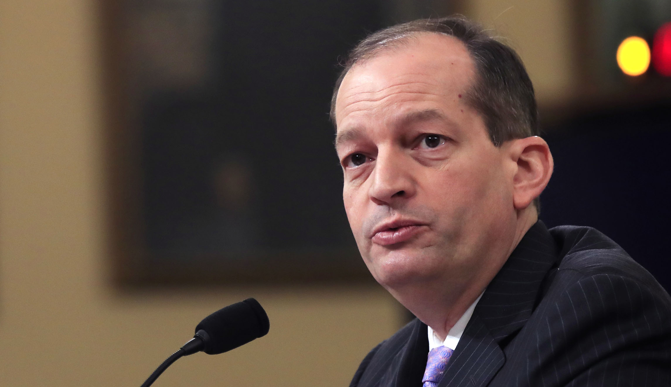 WATCH: Alexander Acosta gives press conference on 2008 Epstein non-prosecution agreement