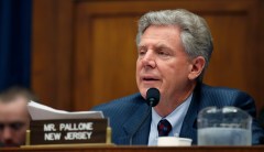 Democrats introduce bill to remove Section 230 protections for Facebook and YouTube algorithms
