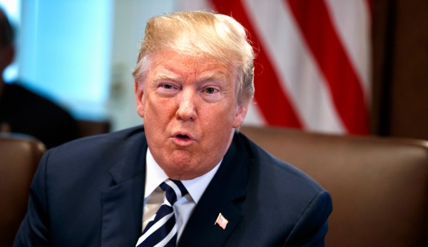 Trump to sign order to end family separation