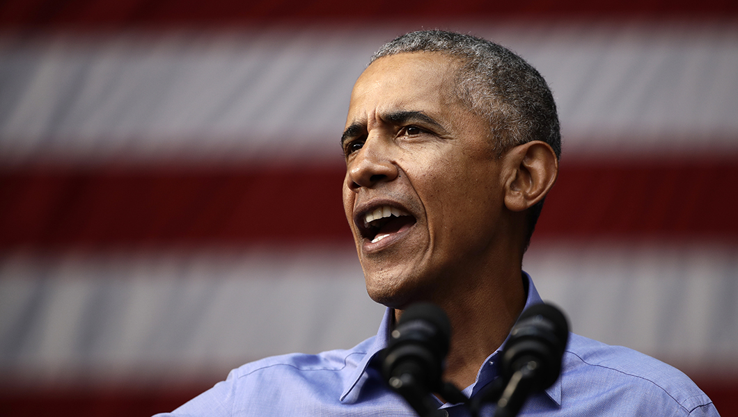Obama hits campaign trail in Wisconsin
