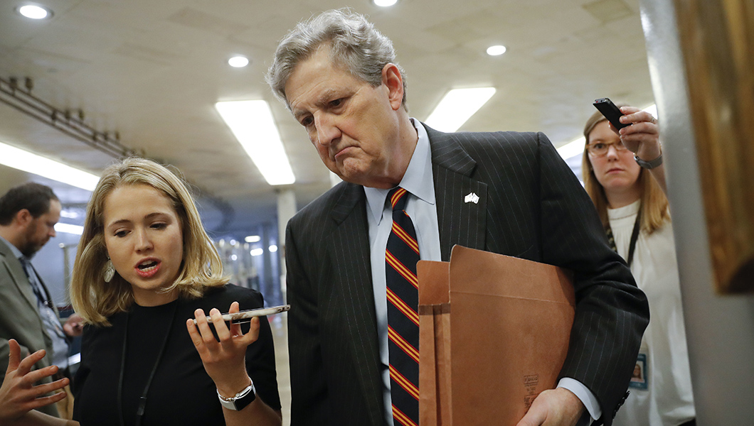 GOP senator: Full Mueller report should go public