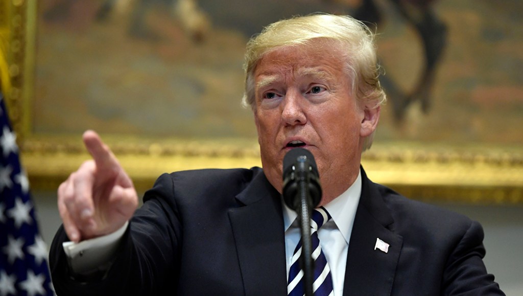 Trump: US military will view rock-throwing by caravan members on same level as gunshots