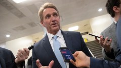 Flake to vote against Trump’s judicial picks until bill protecting Robert Mueller gets a vote