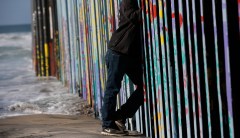 Trump, the great ‘builder,’ is erecting a glorified picket fence instead of a wall