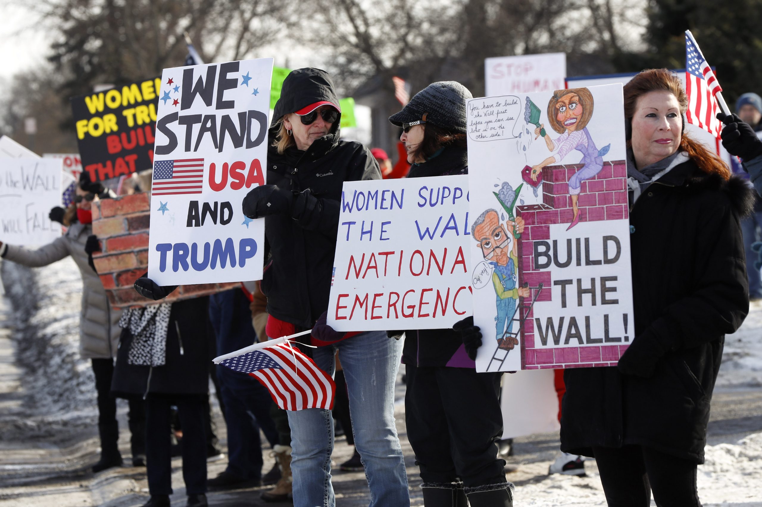 Poll: Trump voters will mutiny if the wall isn’t built, faces 43 percent drop in support