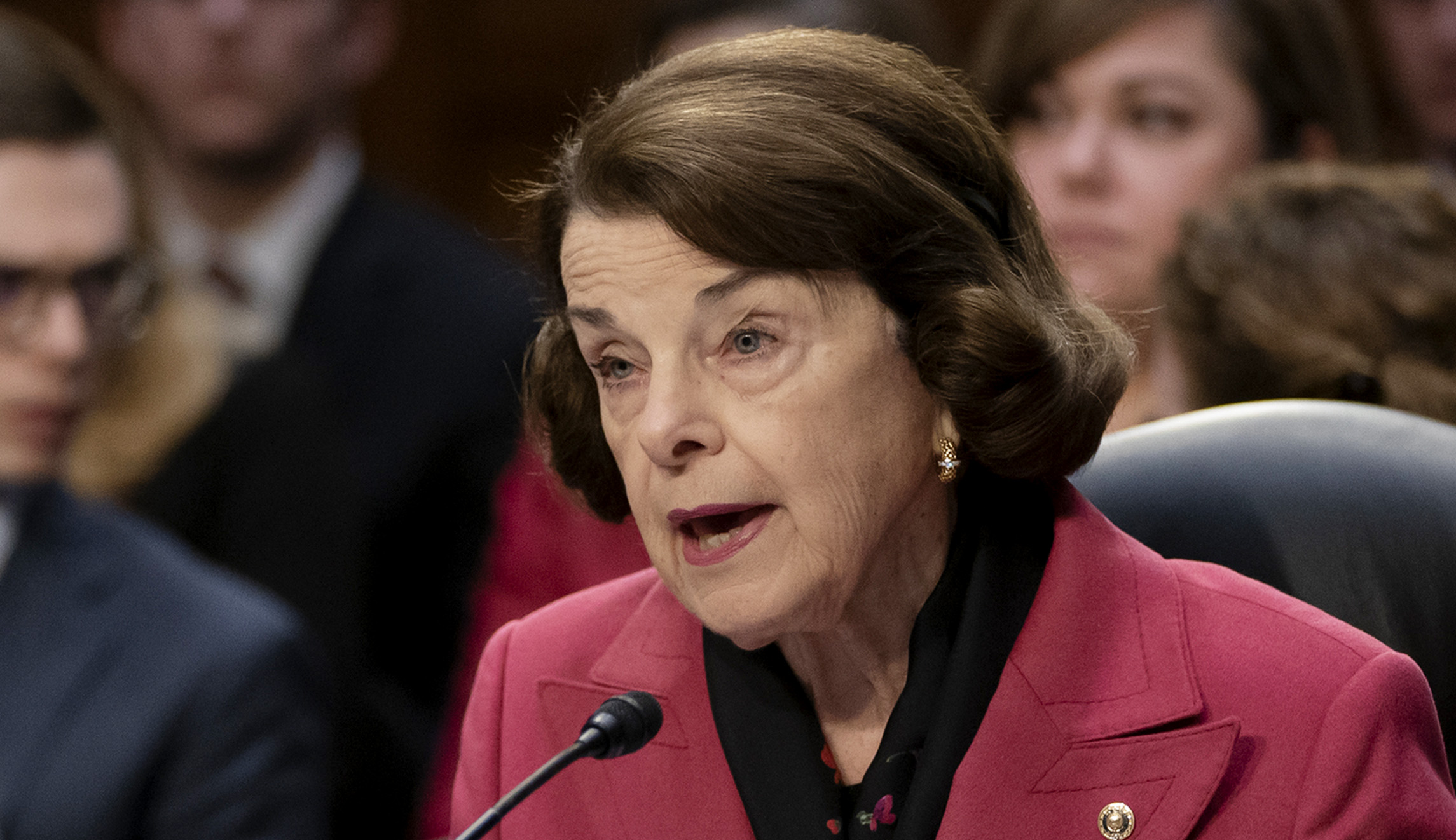 Kids confront senator over Green New Deal. She shuts them down