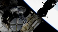 NASA cancels first all-female spacewalk over spacesuit sizing