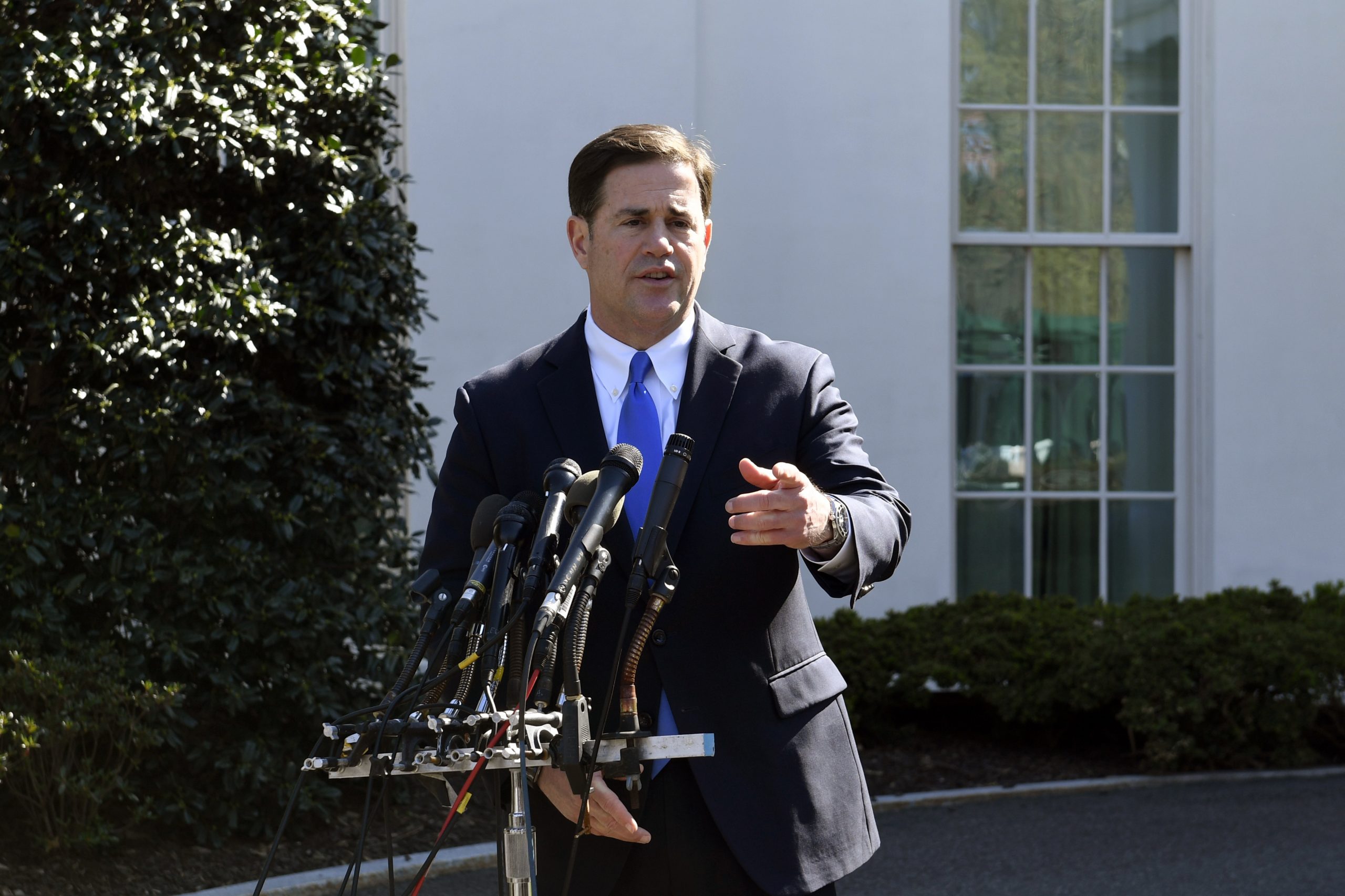 Arizona Gov. Ducey backs Trump on ‘short as possible’ Mexico border closure