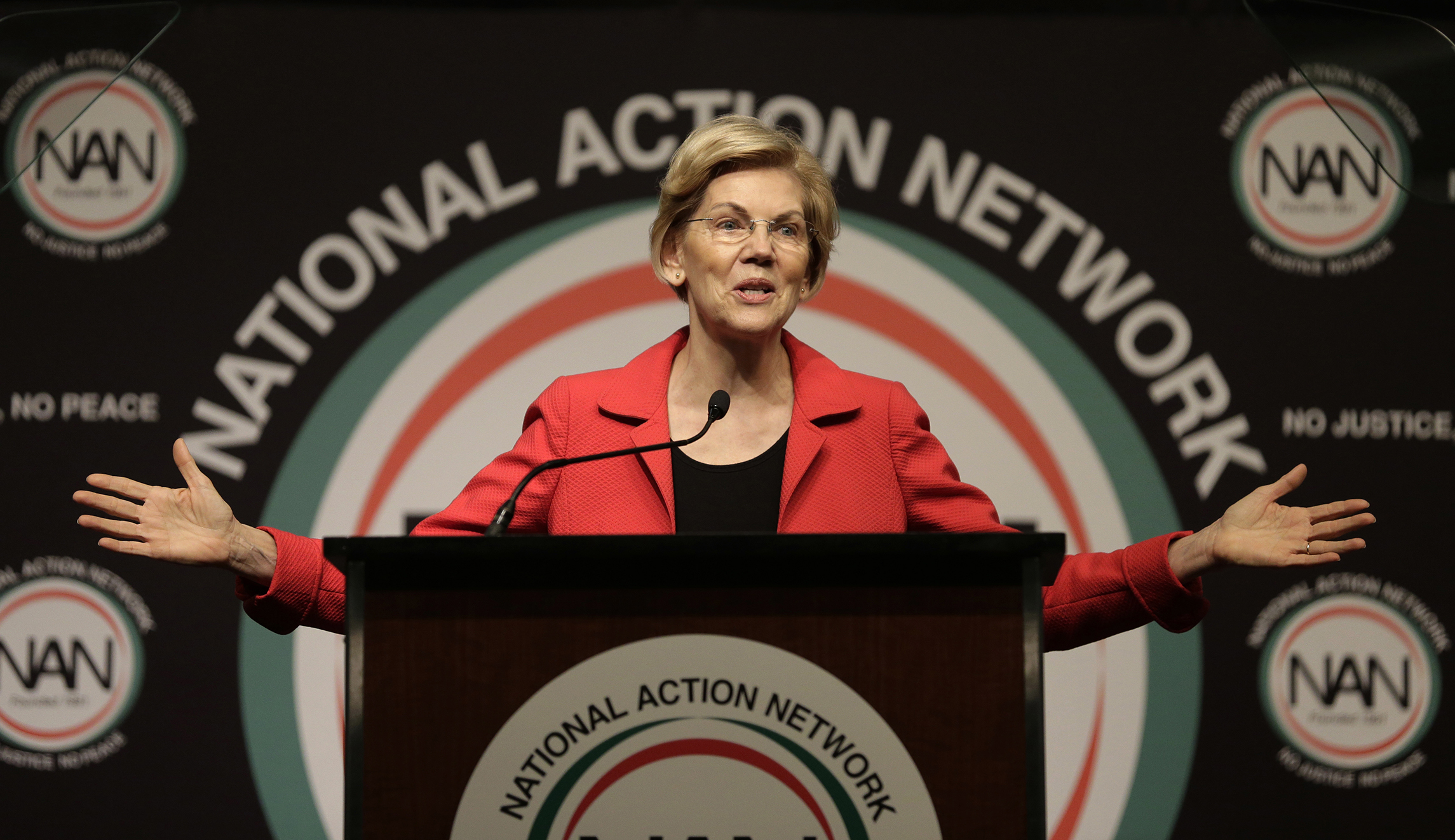 Elizabeth Warren: If a Democrat loses, the election is illegitimate