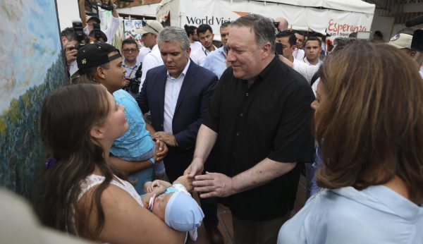 At the Venezuelan border, Mike Pompeo fails with his Reagan imitation