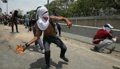 Sanders distances himself from 2011 editorial on his Senate website praising the American dream in Venezuela