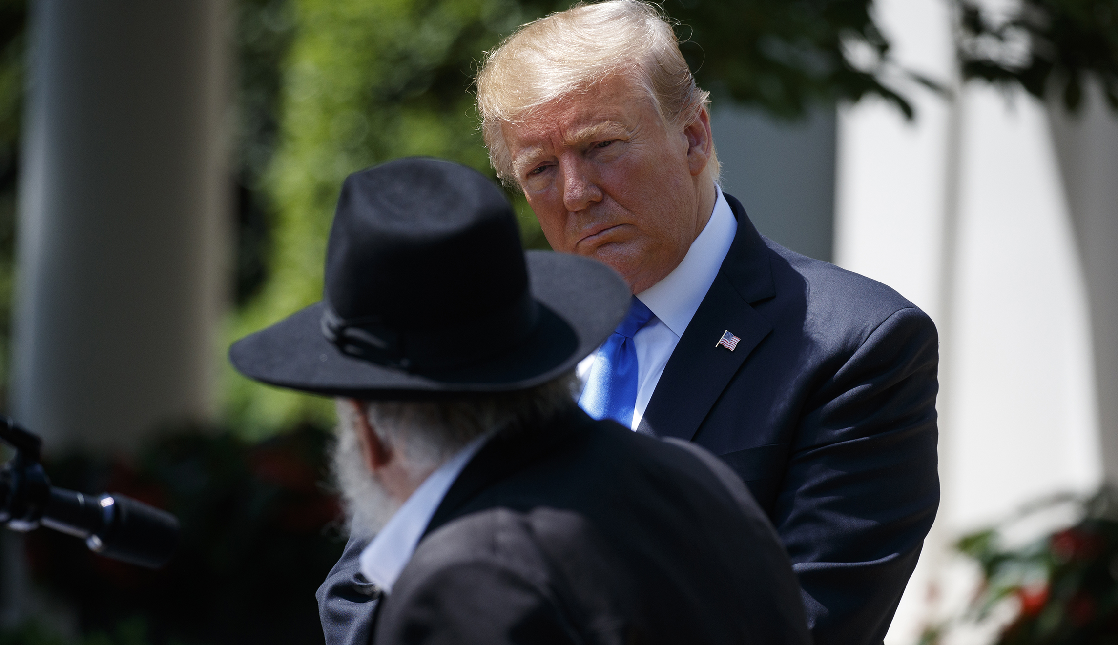 Trump showcases support for Jewish victims after being blamed for attacks
