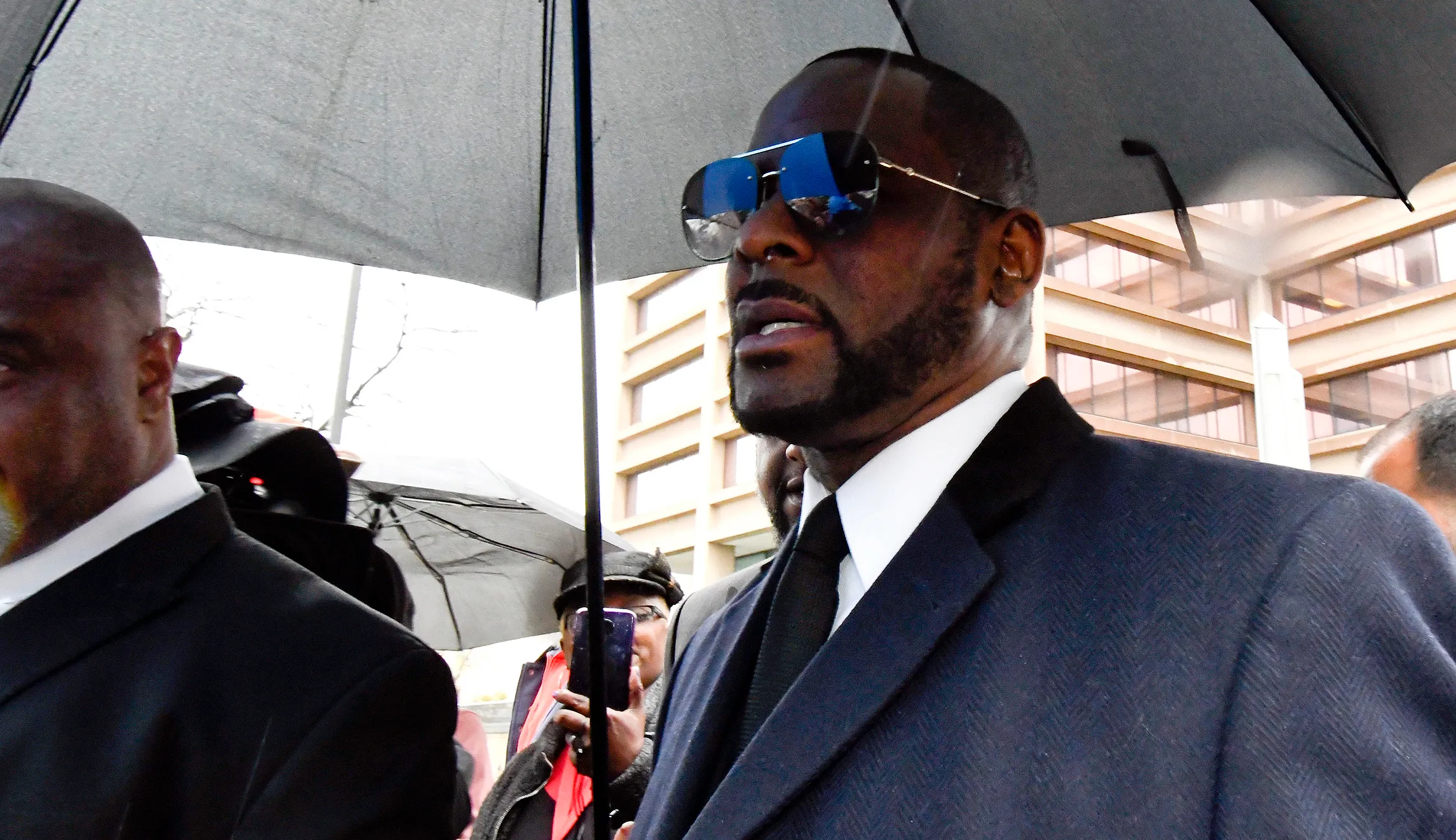 ‘He can’t see two girlfriends in jail’: Lawyers for R. Kelly argue for bail