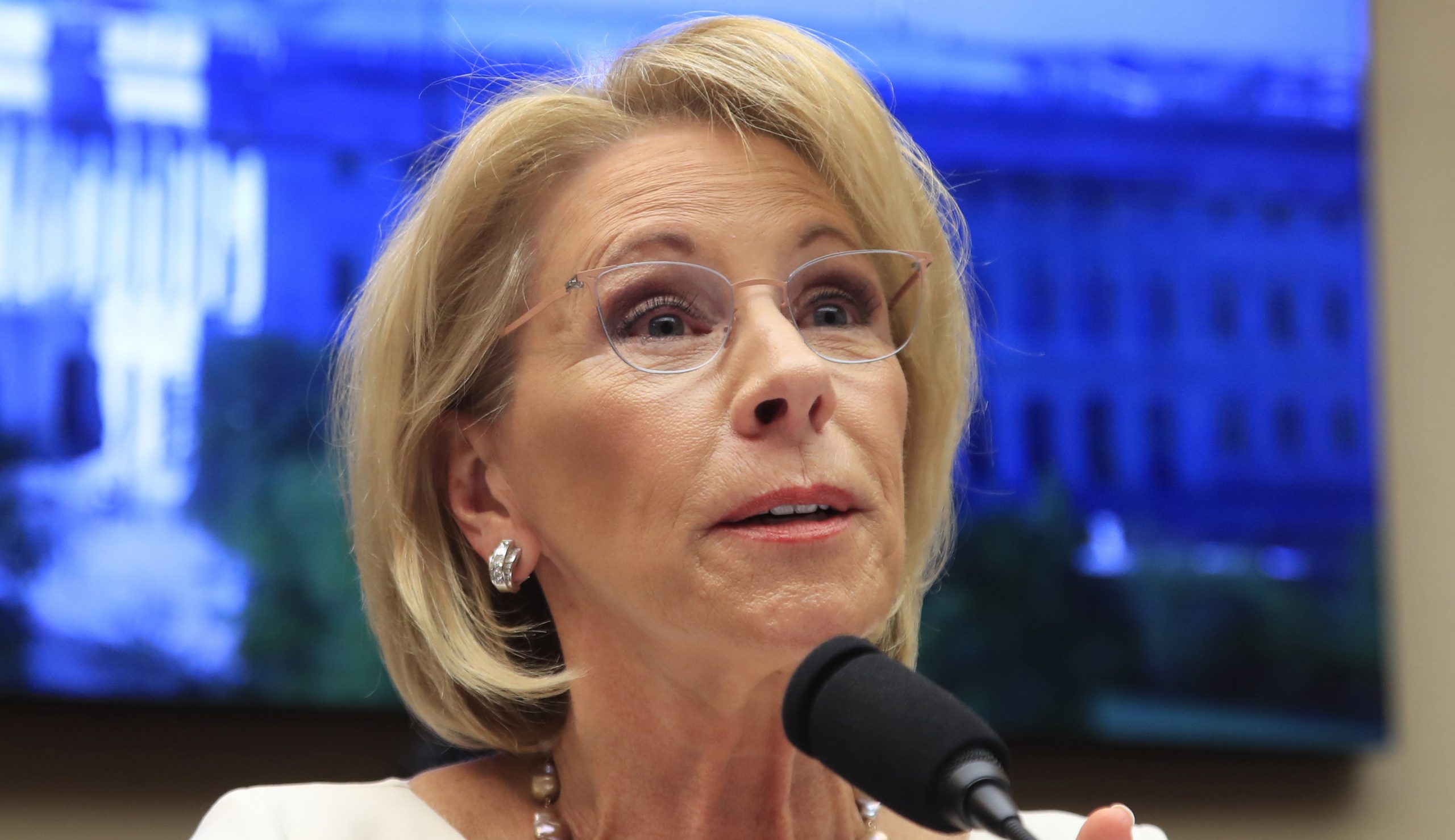 Michigan leaders punch back at DeVos refusal to waive student assessments
