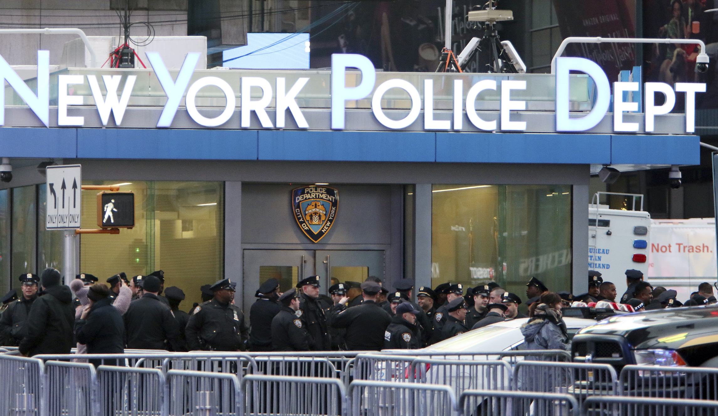 New York Police Department reports first employee death from coronavirus
