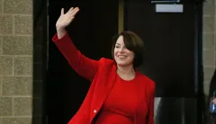 Klobuchar gaining foothold in New Hampshire with newspaper endorsement and stronger polls