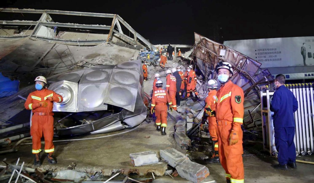 Chinese coronavirus quarantine hotel collapses
