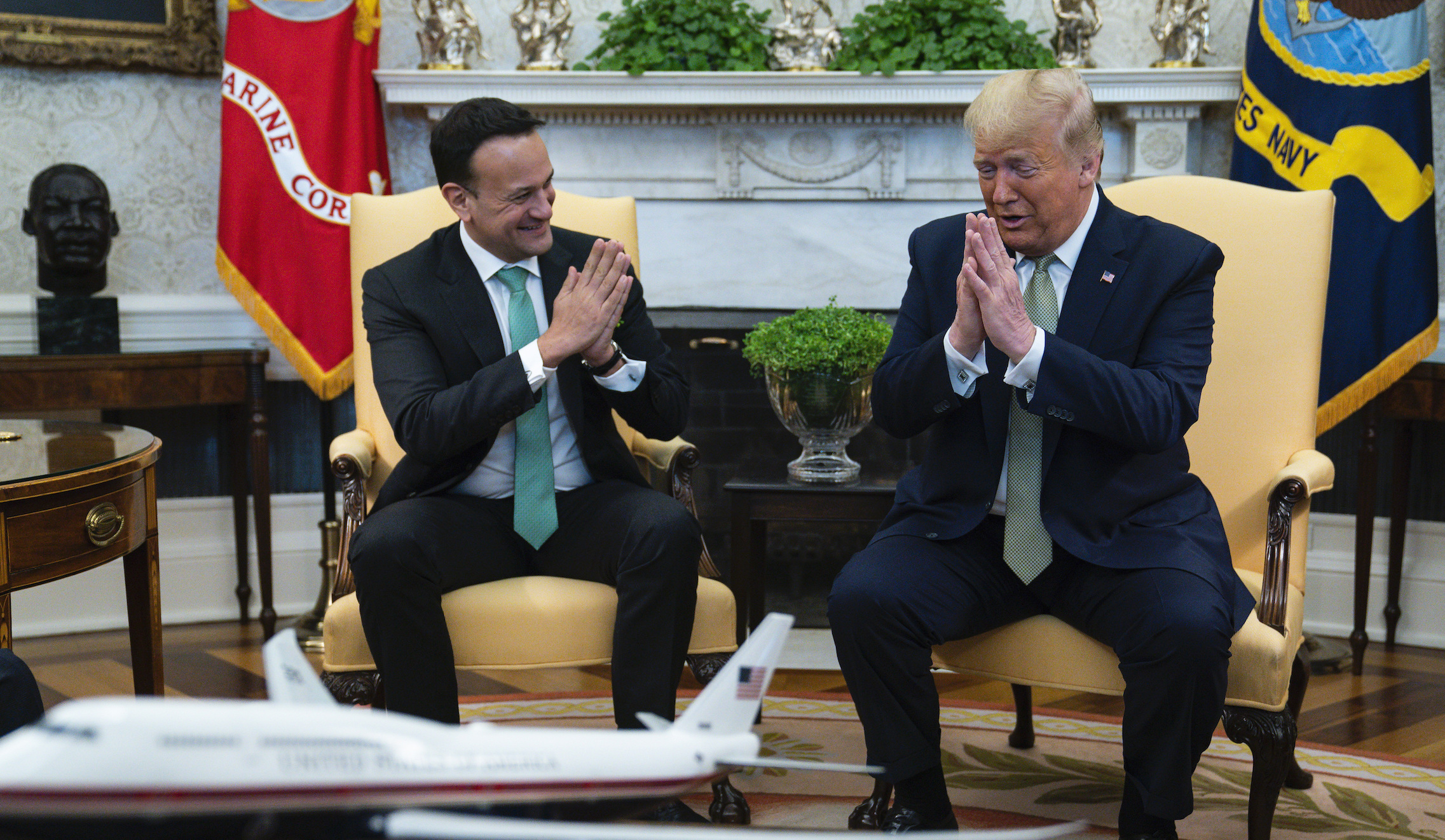 Coronavirus spread gives Trump reason to avoid handshakes