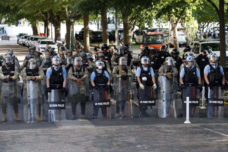 White House supports methods law enforcement used to clear Lafayette Park for Trump trip to church