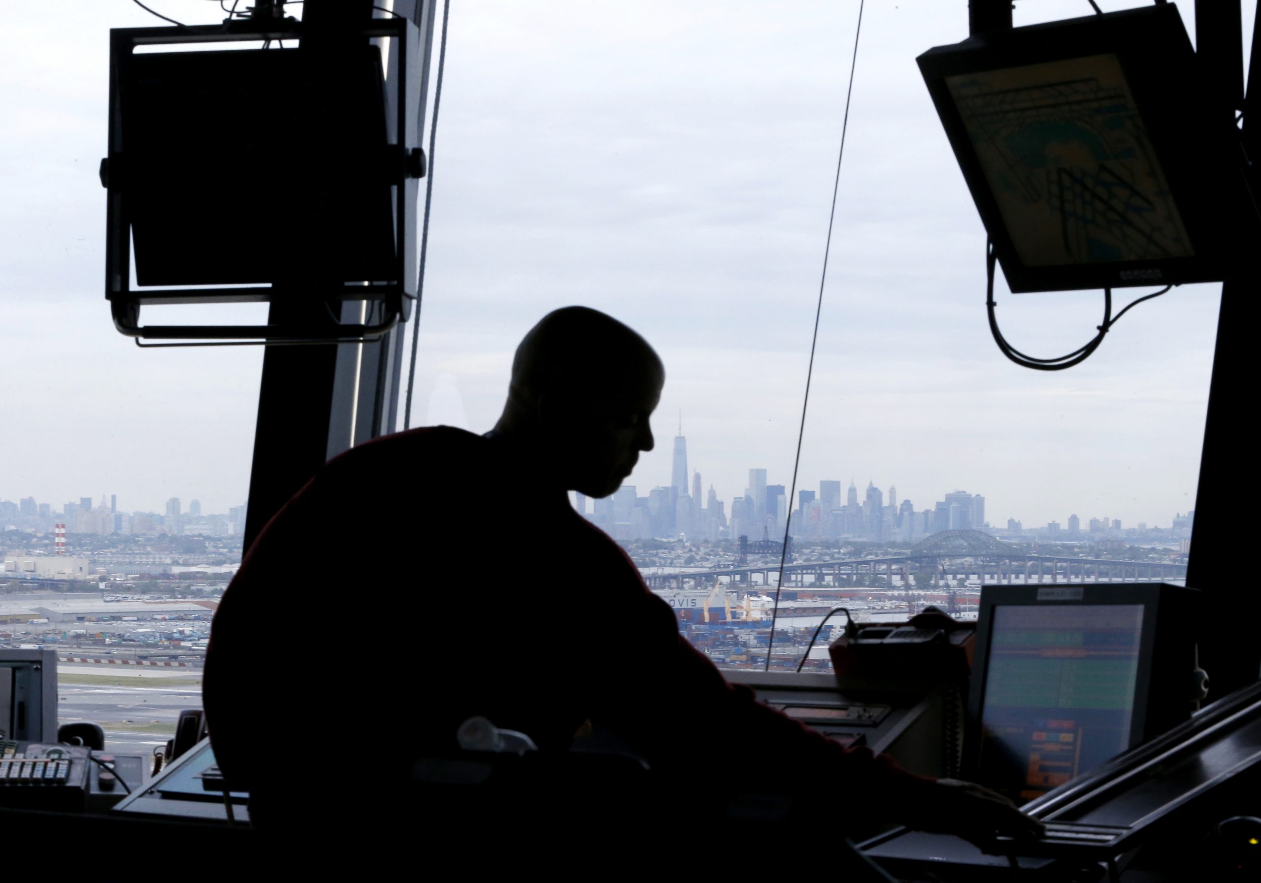The dream of a privatized air traffic control system dies next week